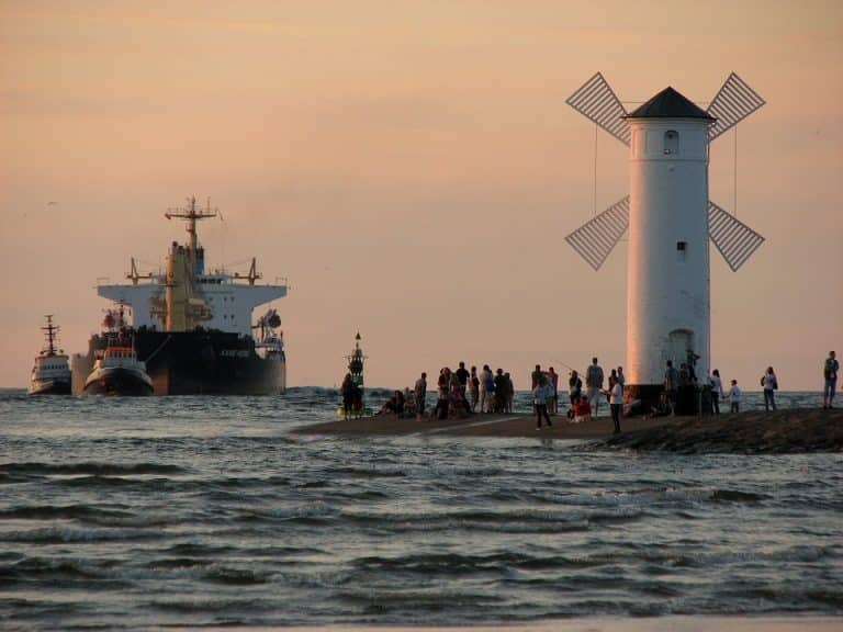 Poland reveals gas hub ambitions