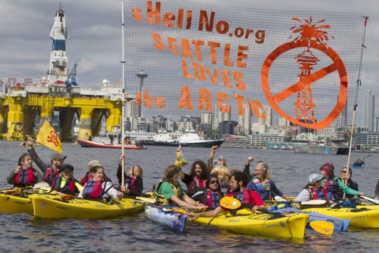 Shell faces legal threat over carbon policy