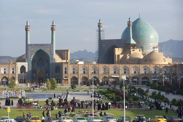Europeans hold Iran shuttle diplomacy