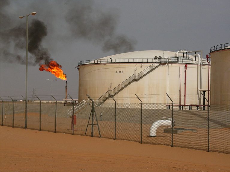 Libya oil revenue booms amid chaos