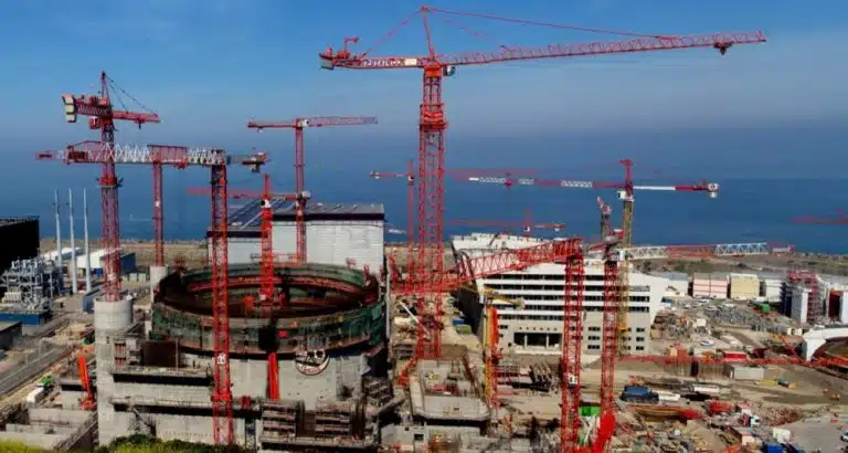 France’s EDF poised to replace Flamanville reactor cover