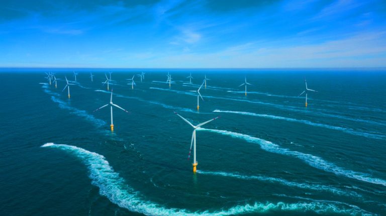 Illustration of the wake effect impacting offshore wind turbines, generated by artificial intelligence.
