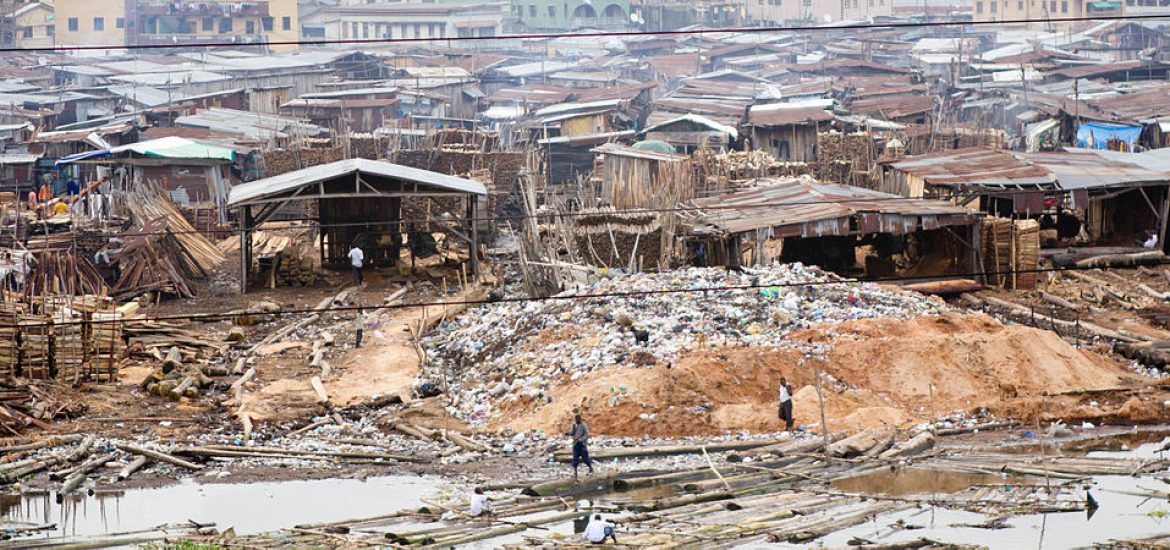 Shell faces Dutch lawsuit over notorious Nigerian oil deal