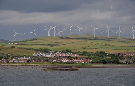 UK told to U-turn on wind subsidies