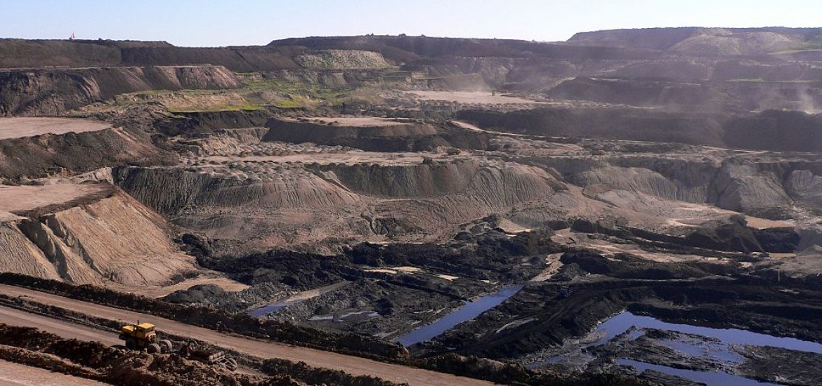 China boosts coal imports and new mines
