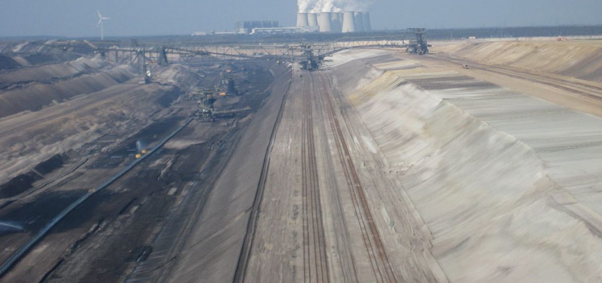 Activists occupy eastern Germany coal pits