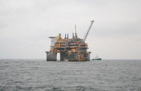 BP hit by Russian sanctions 