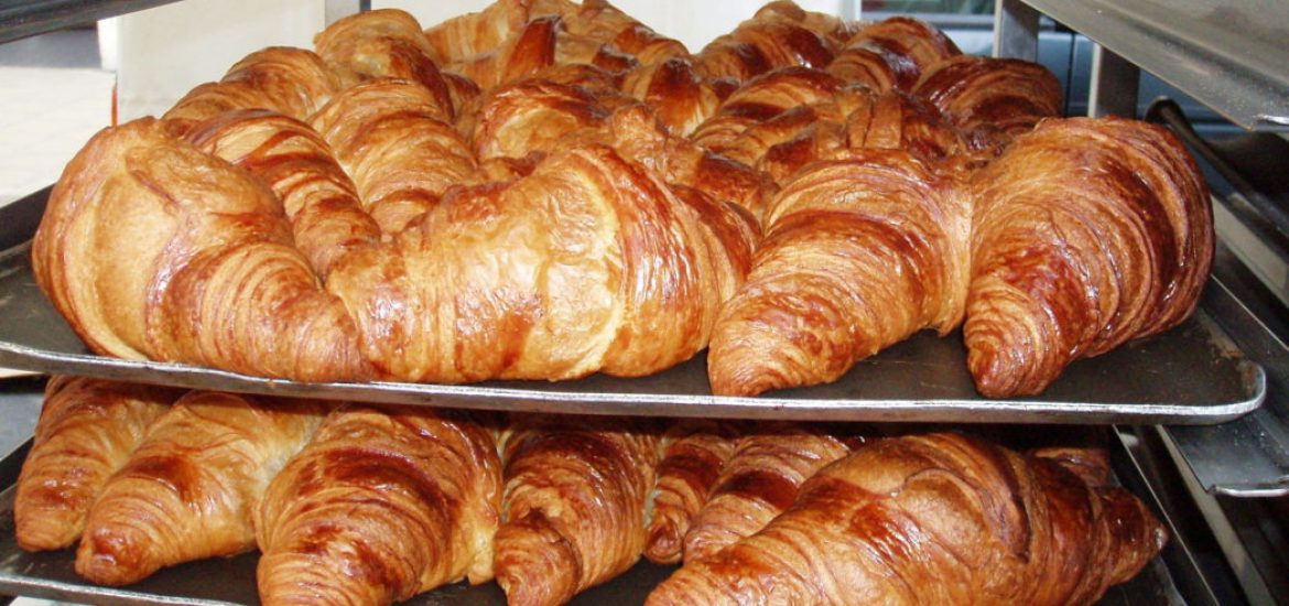 Study copies croissants to boost battery life