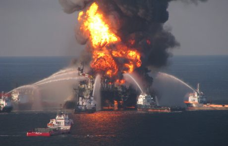 BP boss calls for energy transition
