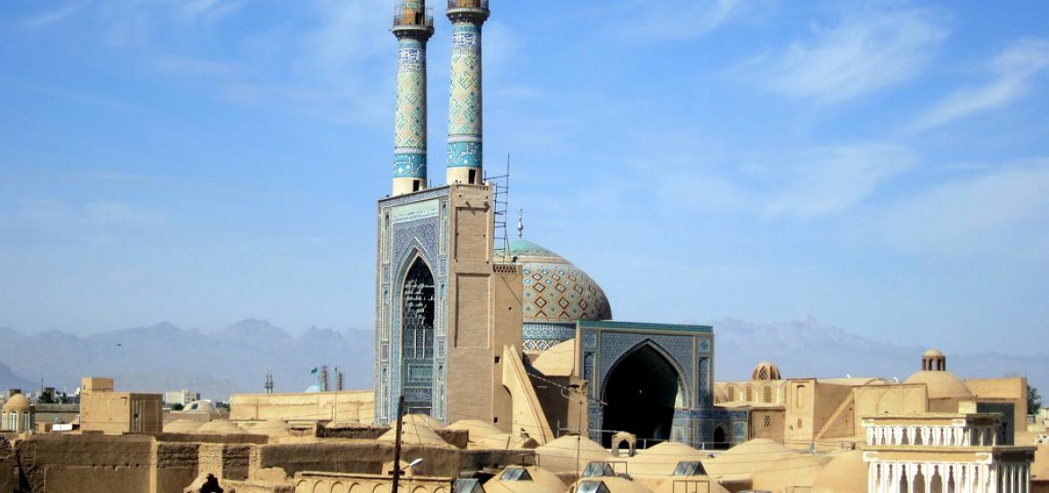 Iran unveils huge oil field