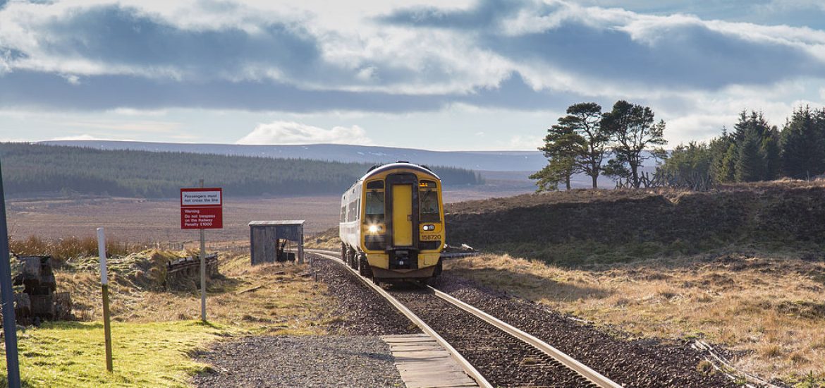 Scotland unveils hydrogen trains project 