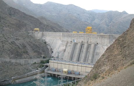 Pakistan looks for Kyrgyz-Tajik power swap 