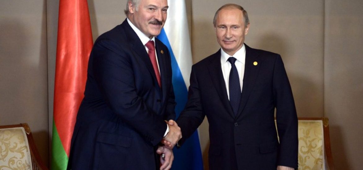 Putin offering Belarus oil deal: Lukashenko