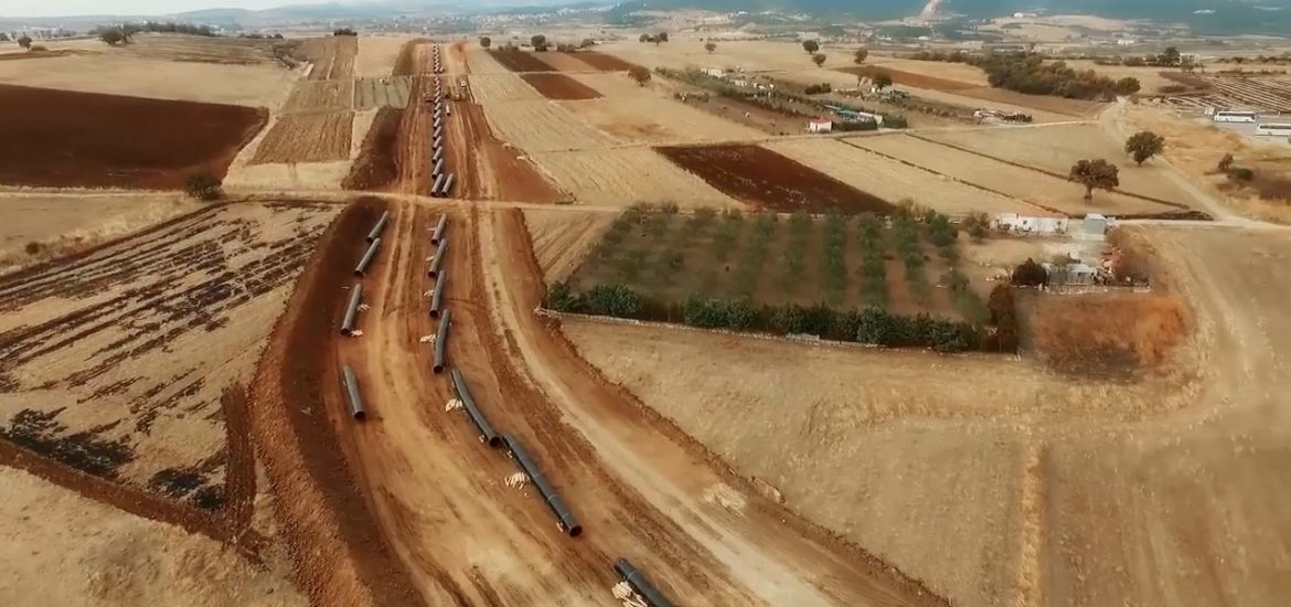 Azerbaijan and Turkey open vast pipeline link 