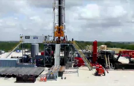 Texan fracking rigs close as oil price falls